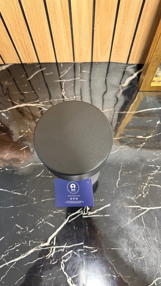 Lámpara de mesa LED portátil