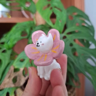 Figura cerámica gato flor pintada mano
