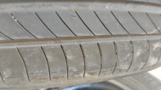 2X35€ 215/60R17 96H Michelin Primacy 4