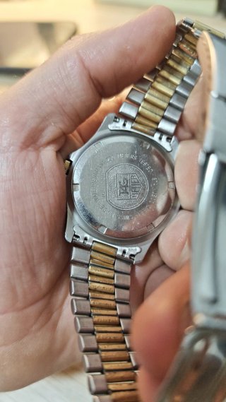 Reloj TAG Heuer 2000 Profesional