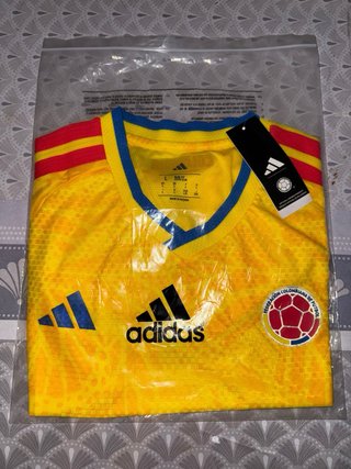 Prenda deportiva colombia chica Adidas (Talla L)