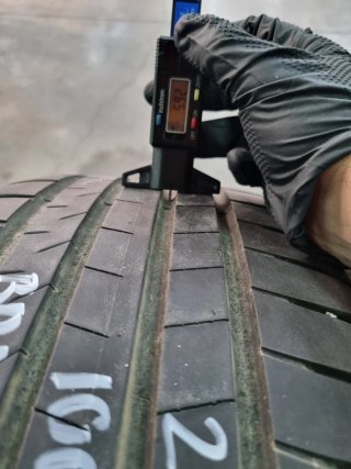 Bridgestone 235/55R18 100V Alenza