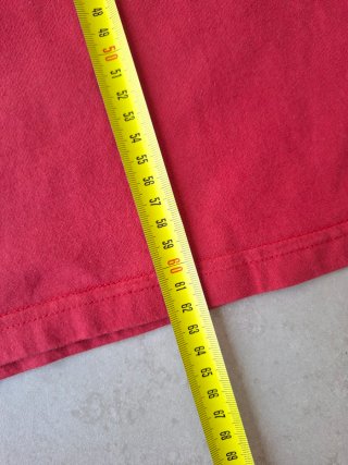 Camiseta Asioka roja estampado Converse