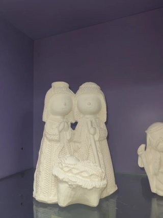 Sacre famiglie infantili. Presepi