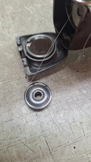 Máquina de coser antigua Freia