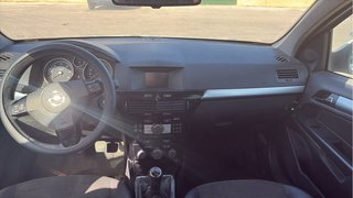Opel Astra 2010