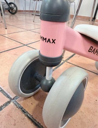 Bicicleta de aprendizaje rosa