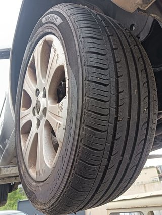 NEUMATICO OPEL ZAFIRA B Z19DT 20555R1691V