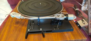 Giradischi in legno e alluminio Kenwood KP-1022