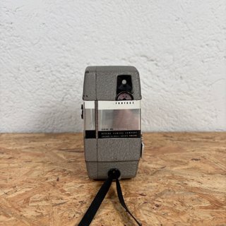 Cinepresa Revere Model 118 Power Zoom 8mm