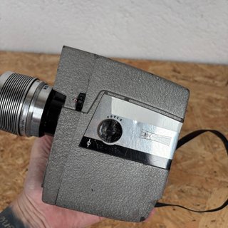 Cinepresa Revere Model 118 Power Zoom 8mm