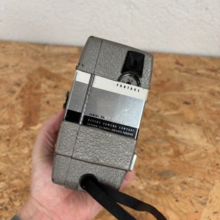 Cinepresa Revere Model 118 Power Zoom 8mm