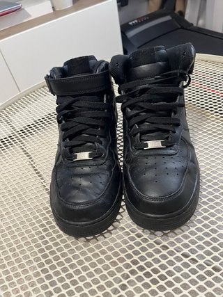 Nike Air Force 1 Mid Negras