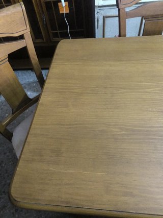 Mesa comedor pino y 5 sillas
