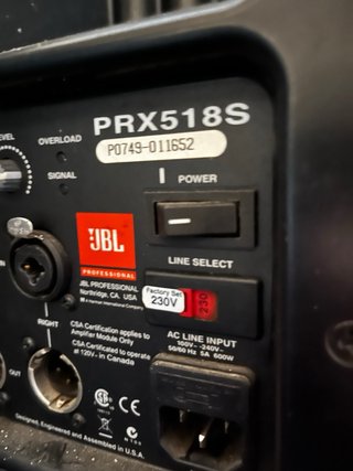 Altavoces Profesionales JBL PRX525 y PRX518S