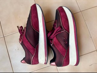 Zapatillas Bershka Burdeos Talla 37