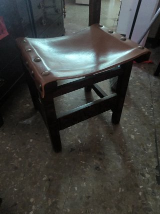 4 Sillas Castellanas Asiento Cuero