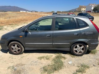 Nissan Almera 2004