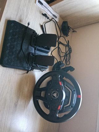 Volante Thrustmaster T128 per Xbox Series X|S, Xbox One e PC