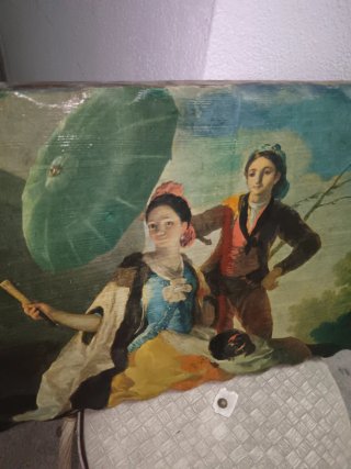 Cuadro antiguo tallado en madera