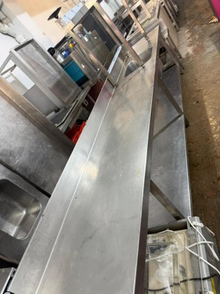 Mesa de acero inoxidable