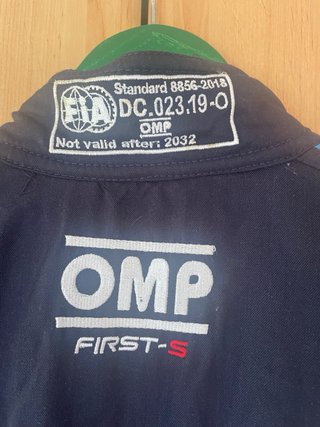 Mono OMP First-S Talla 52