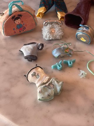Set di abbigliamento e accessori per Bratz