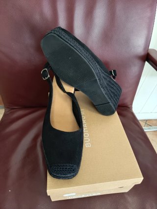 Espartos cuña negros talla 37