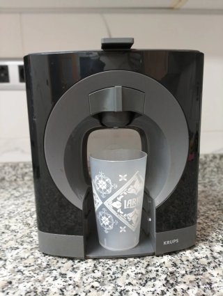 Cafetera Krups Oblo Negra