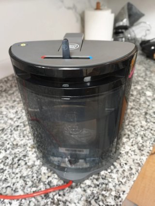 Cafetera Krups Oblo Negra