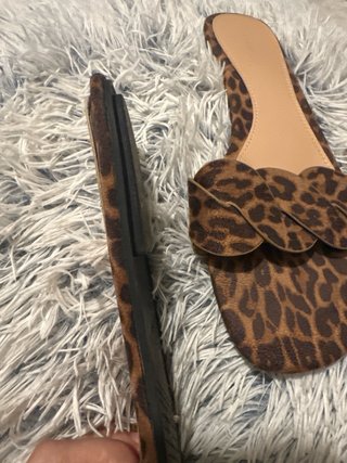 Sandalias leopardo diseño trenzado son muy comodas