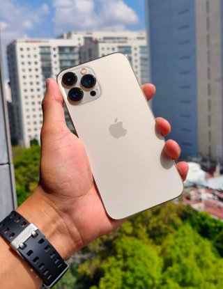 iPhone 13 Pro Max 256GB Dorado