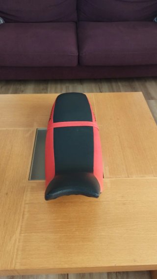 Asiento Honda FMX con rebaje