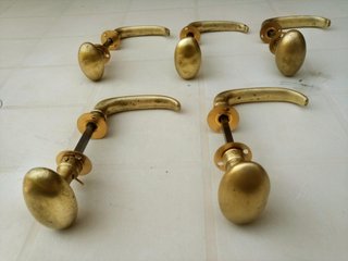 1 Manilla de puerta.