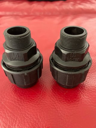 ENLACE RECTO mixto-macho 40-1 1/4 4€/unidad