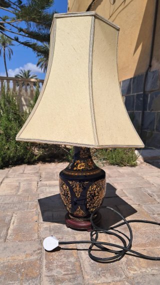 Lámpara mesa estilo oriental chinoiseire