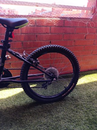 Bicicleta B'TWIN 20 pulgadas