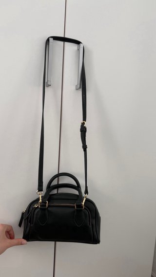 Bolso verde oscuro Stradivarius