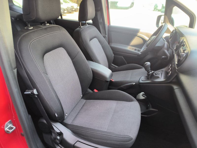 Mercedes-Benz Citan Tourer 110 CDI LARGA 2022, foto 11