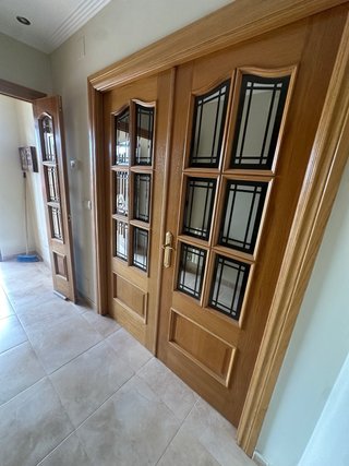 Puerta de madera interior
