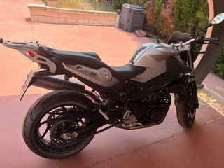 BMW F800R Plateada