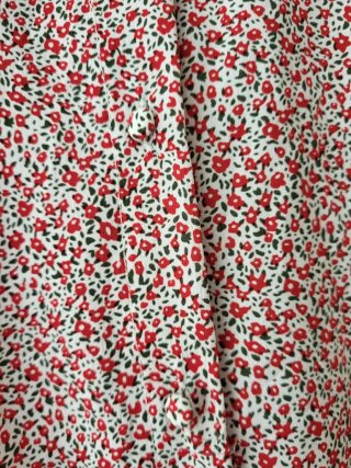 Blusa romántica floral