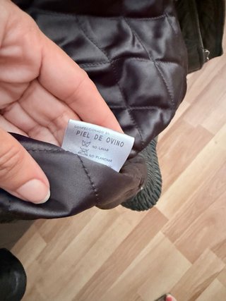 Chaqueta Piel Ovino Negra Vintage Talla 56