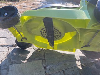 Cortacésped eléctrico Lista 1000W