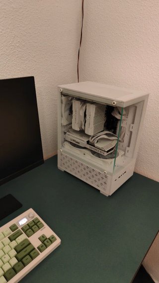 PC Gaming Blanco mATX R7 7700 RTX 3070