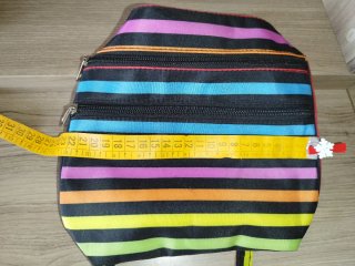 Borsa a righe multicolore 23x20 cm