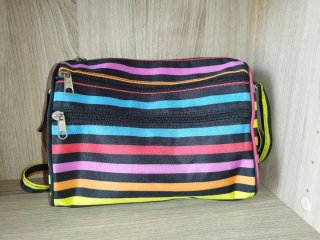 Borsa a righe multicolore 23x20 cm