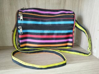 Borsa a righe multicolore 23x20 cm