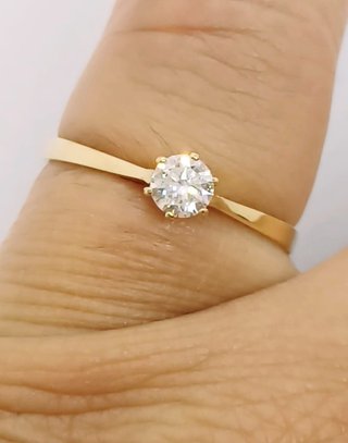 Anillo Diamante Natural y Oro 18k