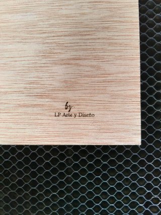 Caja de madera personalizada